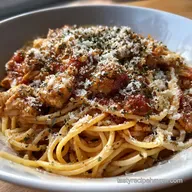 Crockpot Chicken Spaghetti: Creamy and Cheesy One-Pot Recipe